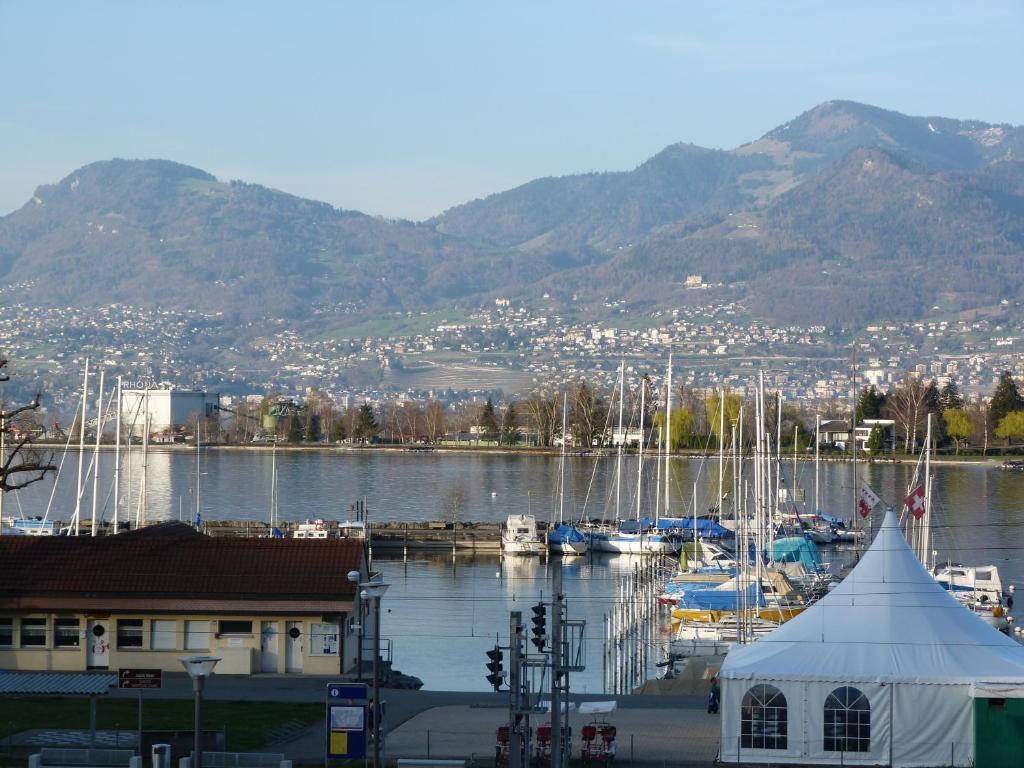 Le Lacustre 4Th Floor Port-Valais ภายนอก รูปภาพ