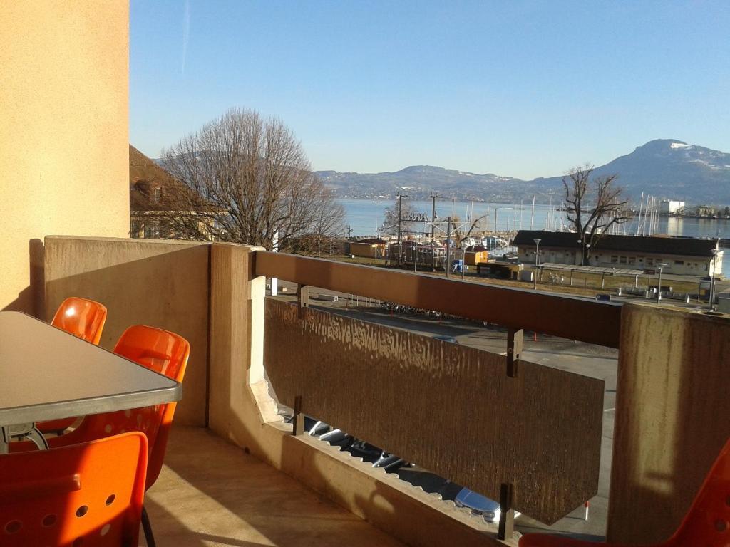 Le Lacustre 4Th Floor Port-Valais ภายนอก รูปภาพ